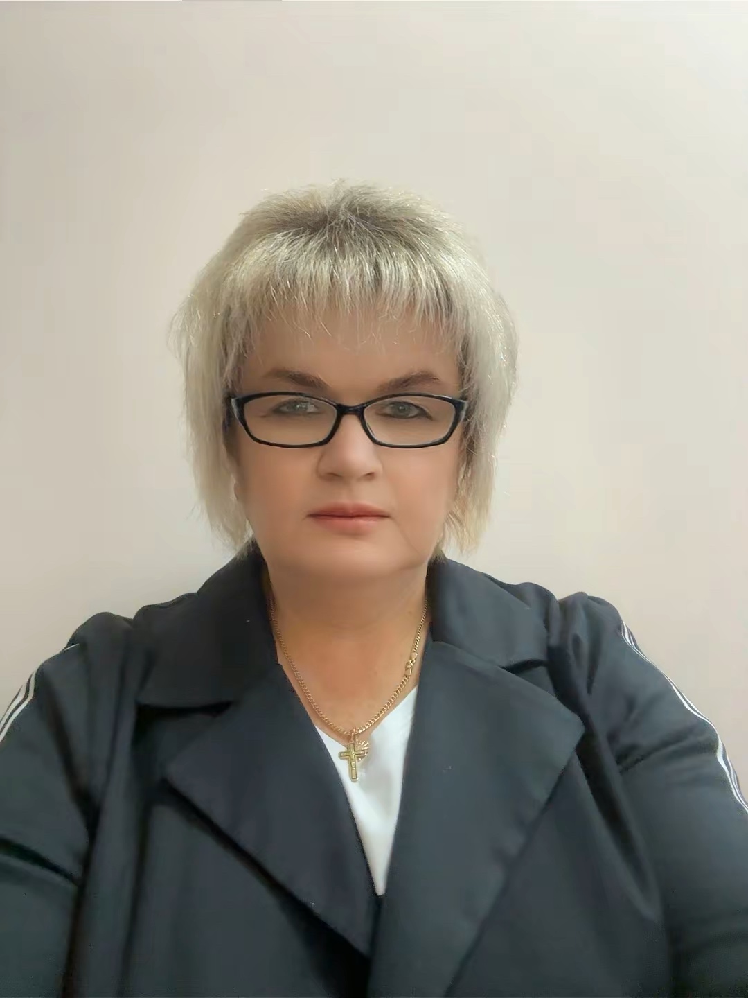 Андрійчук Ольга Іванівна : заступниця директора з навчальної роботи, професорка кафедри методики викладання навчальних предметів, кандидатка педагогічних наук