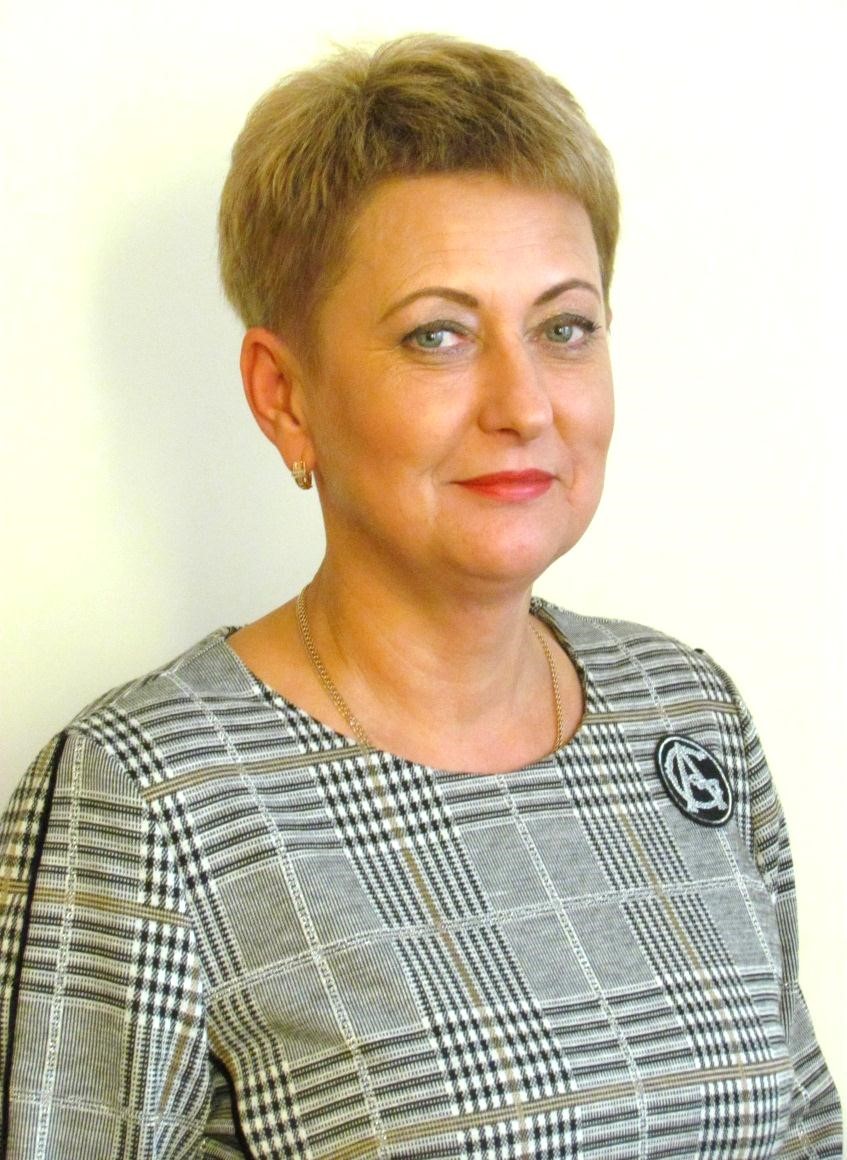 Суханюк Зоя Францівна : головний бухгалтер